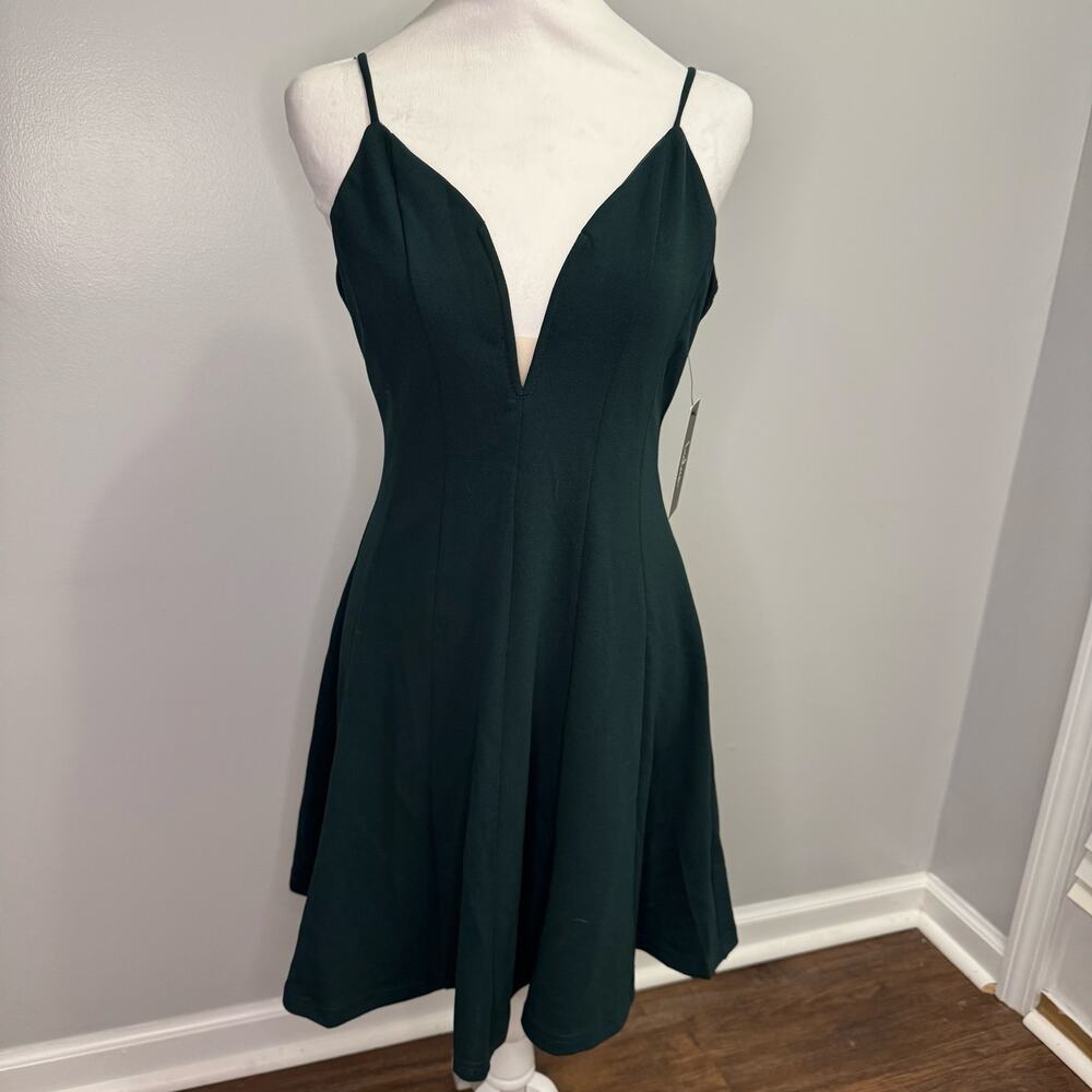 Elegant Green Spaghetti Strap Dress